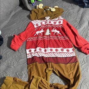 Cozy Reindeer Kids Pajamas - Red and Brown
